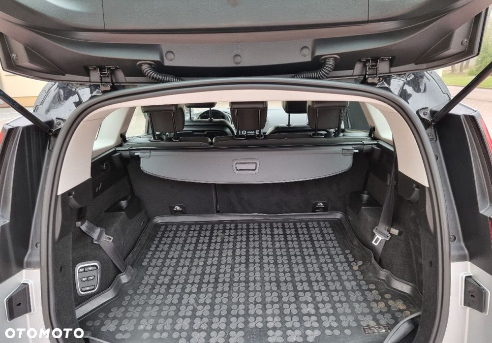 Renault Grand Scenic - 29