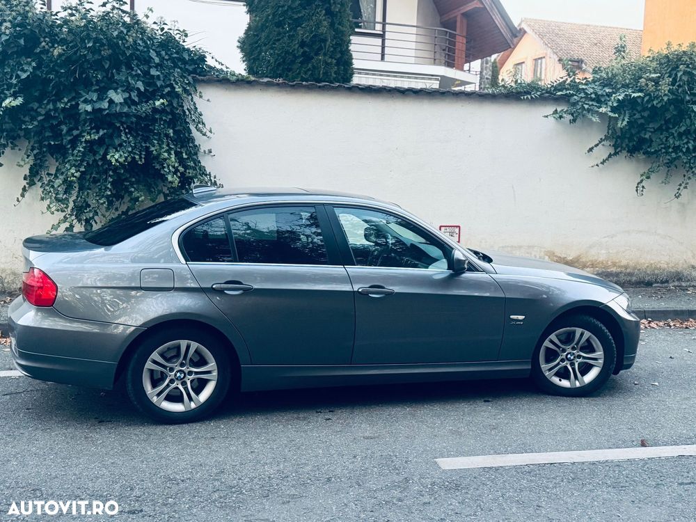 BMW Seria 3 320d xDrive DPF Aut. Edition Exclusive - 4
