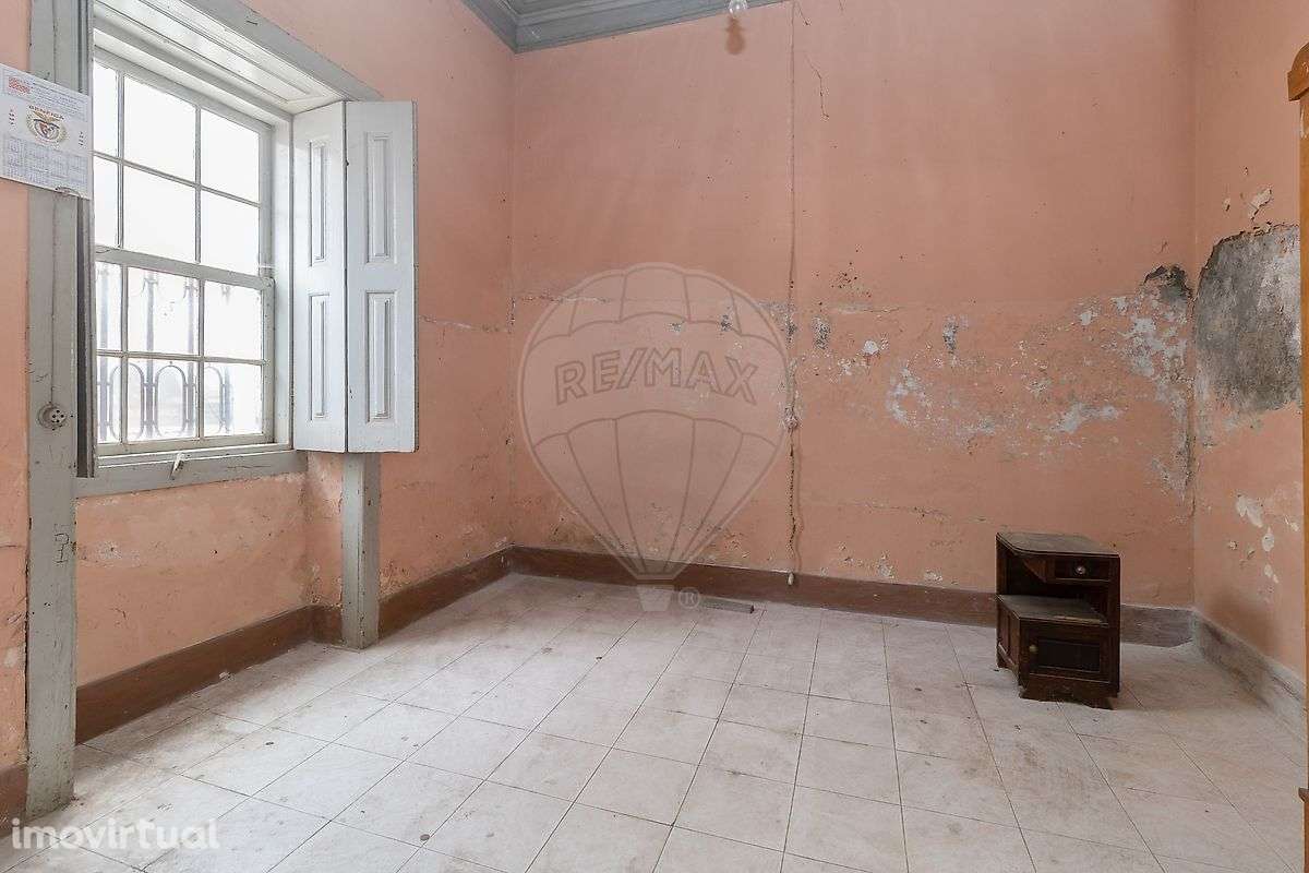 Moradia T8 para venda - Grande imagem: 3/13