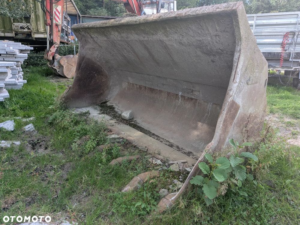 Łyżka do ładowarki - 1