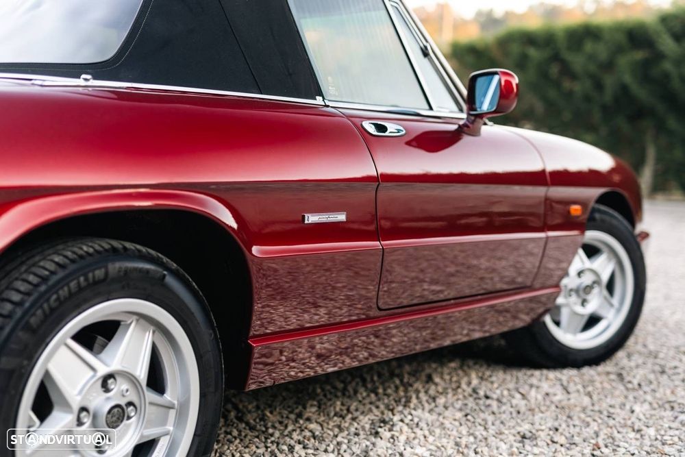 Alfa Romeo Spider 2.0 - 50
