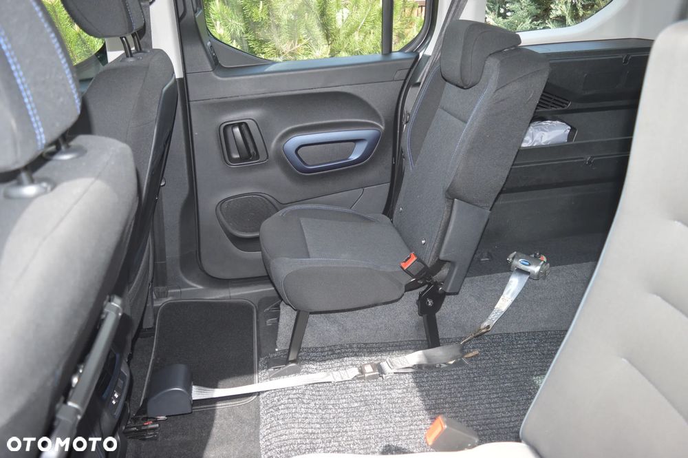 Toyota Proace City - 8
