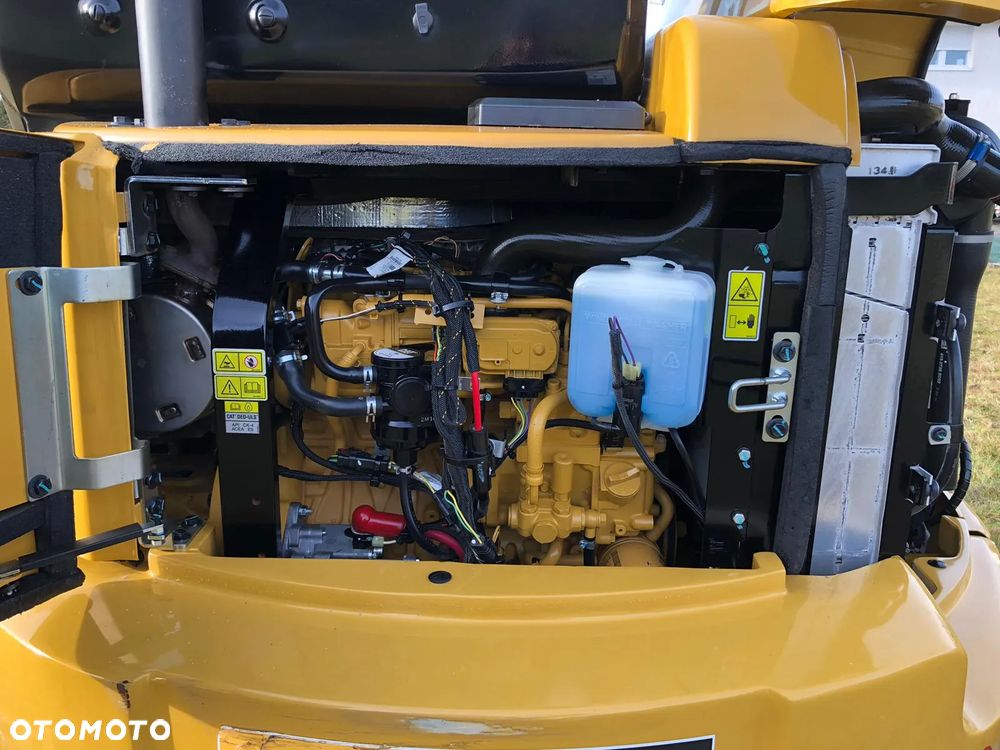 Caterpillar 305E2 - 3