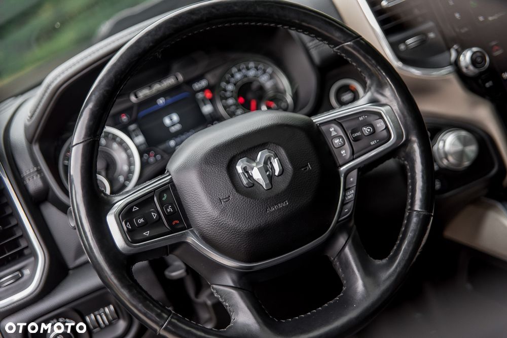 Dodge RAM 5.7 4x4 - 21
