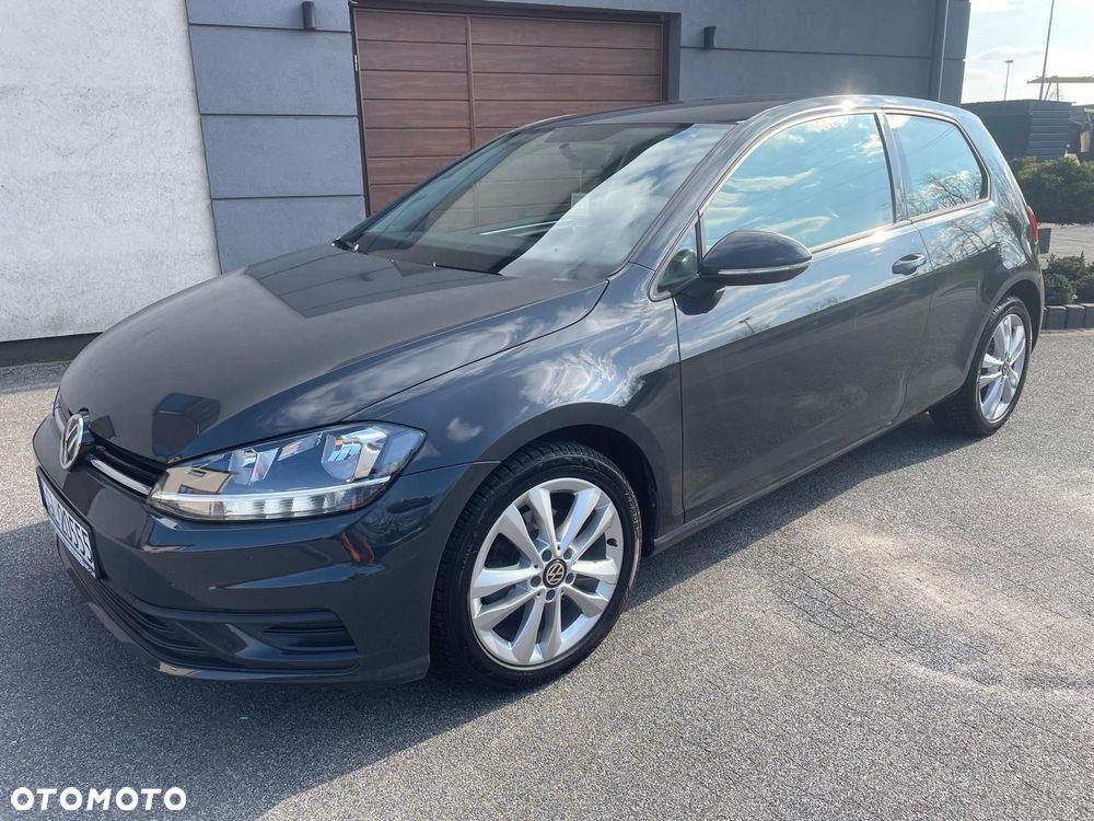 Volkswagen Golf - 2