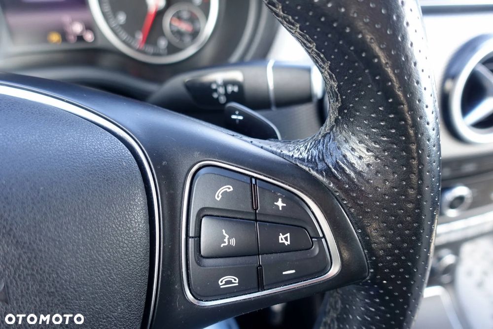 Mercedes-Benz Klasa B 180 7G-DCT Style - 26