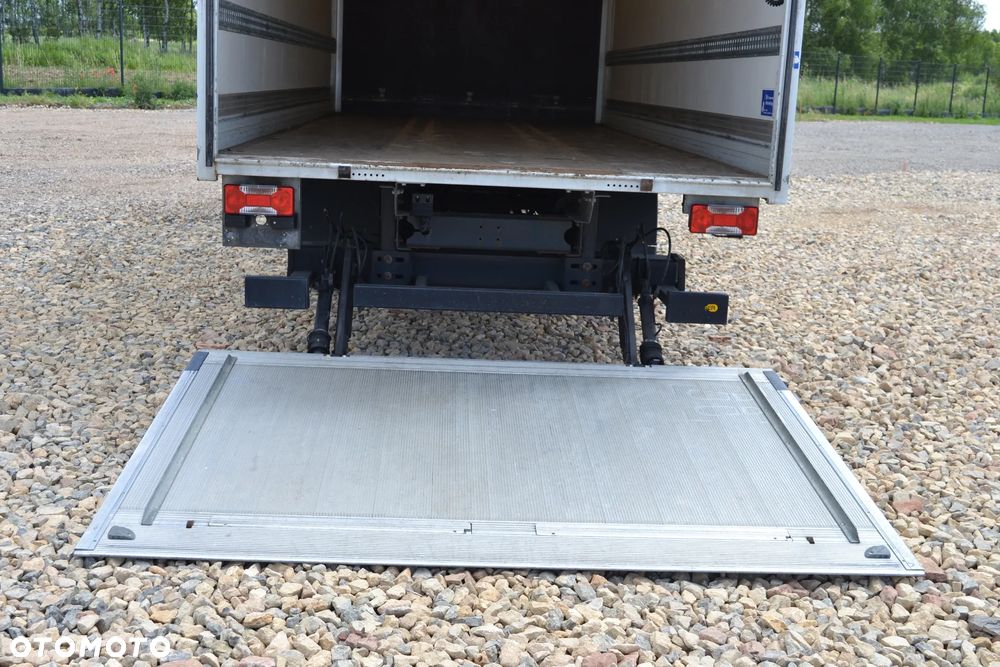 Iveco DAILY 72C18 70C18 Kontener 15 palet Winda 1000 kg Izoterma 72-180 Manual Poduszka - 12