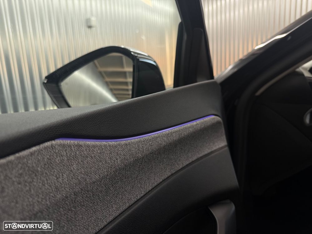 Peugeot 308 1.6 Hybrid Allure Pack e-EAT8 - 32