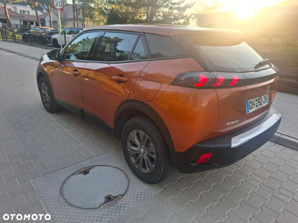 Peugeot 2008 - 4