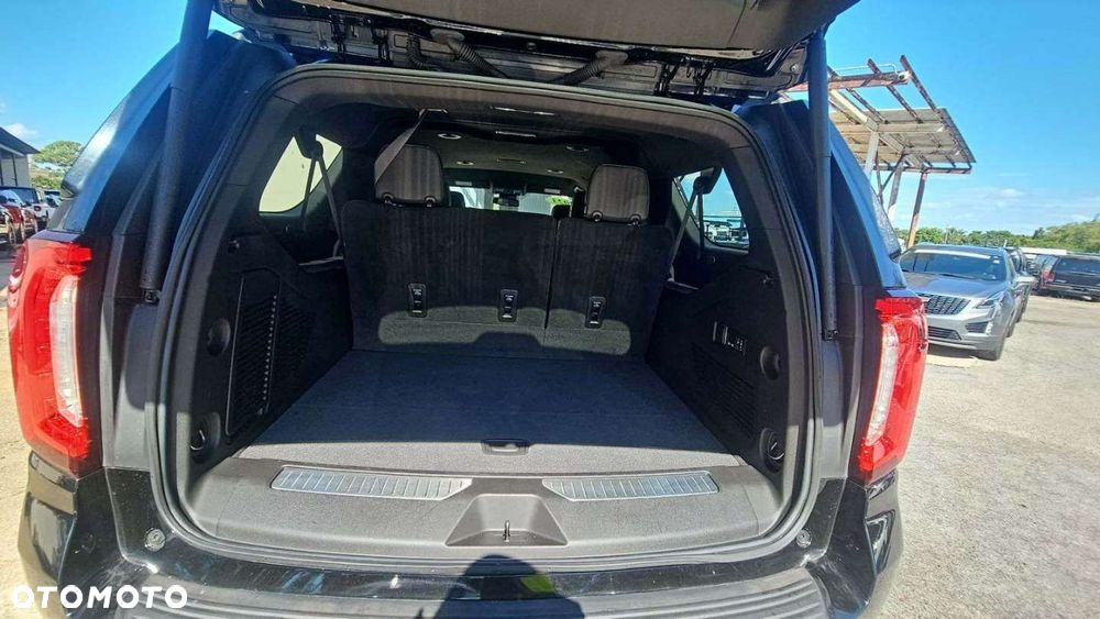 GMC Yukon - 4
