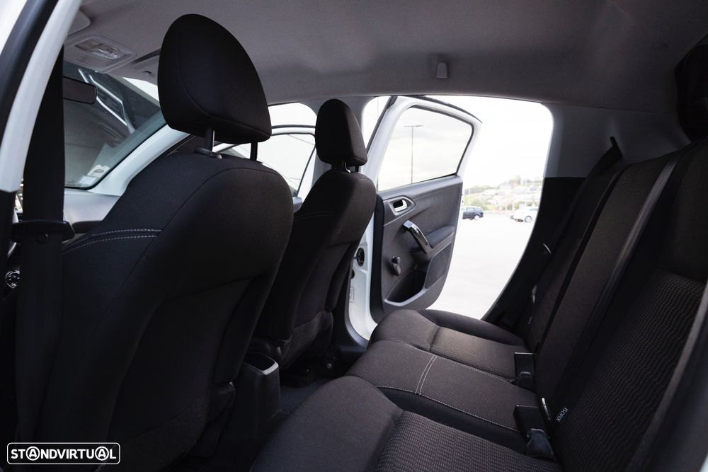 Peugeot 208 PureTech 68 Active - 11