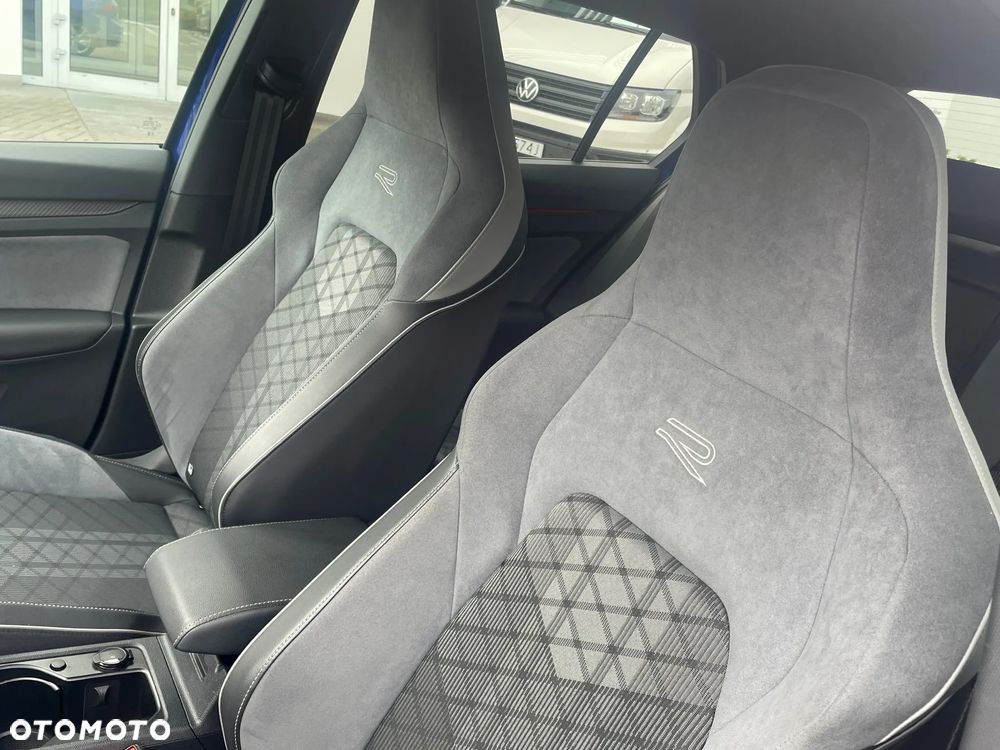 Volkswagen Golf 1.5 eTSI EVO Style DSG - 15