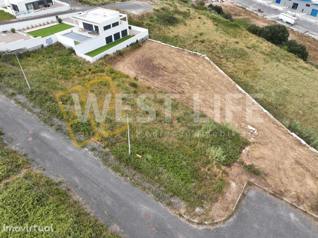 Lote de terreno com 429m2 - Com alvará de loteamento para moradias ... - Grande imagem: 3/12