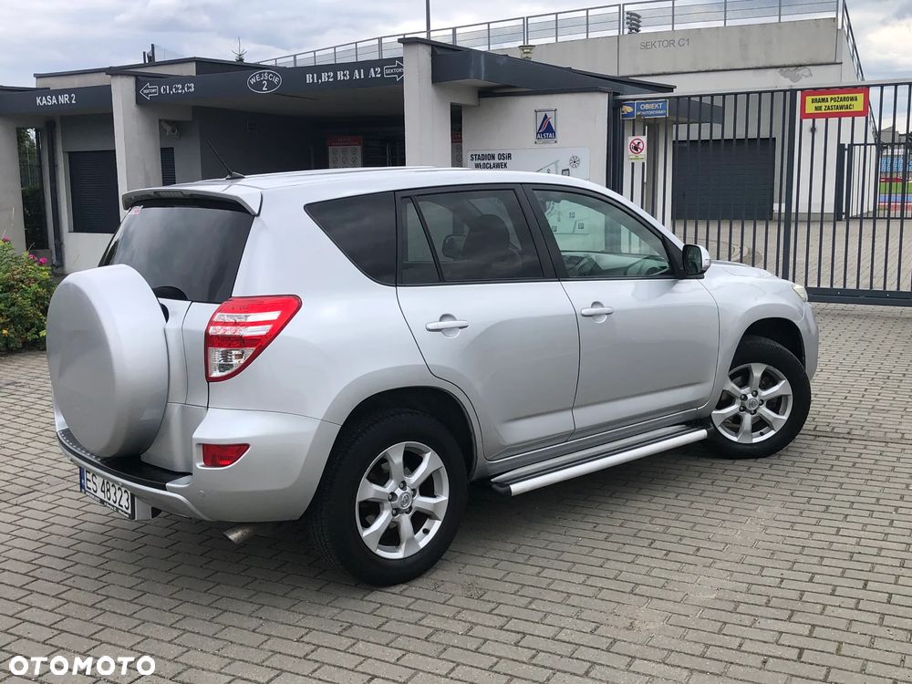 Toyota RAV4 - 26