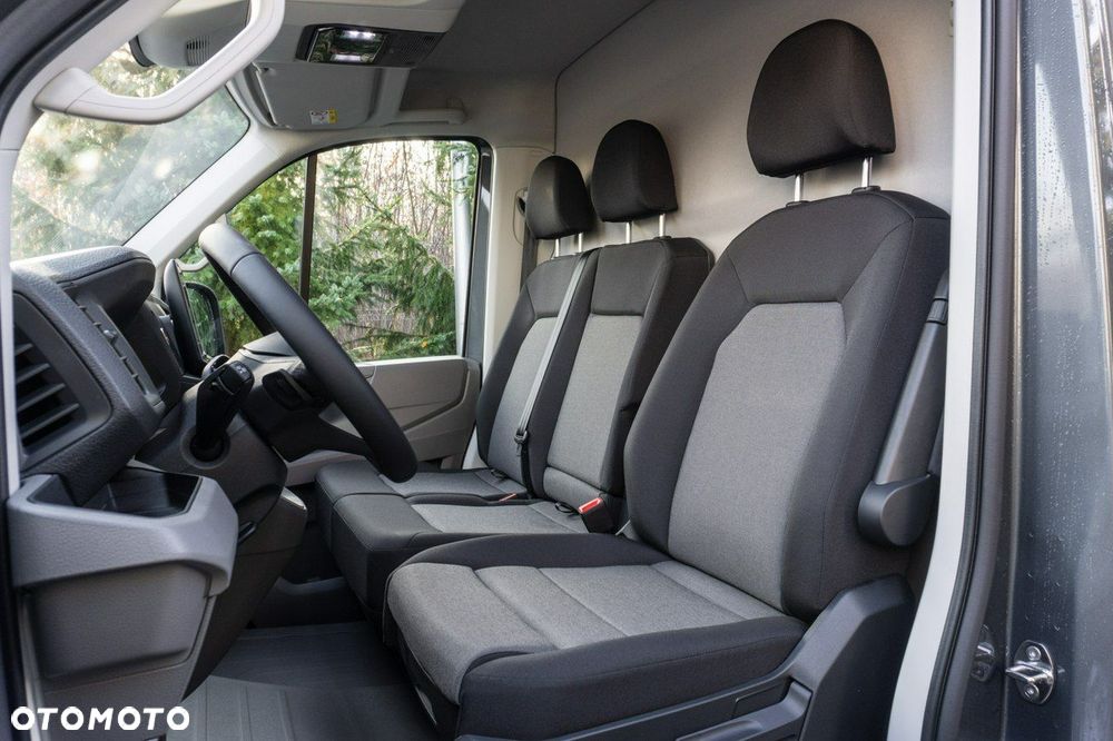 Volkswagen Crafter - 13