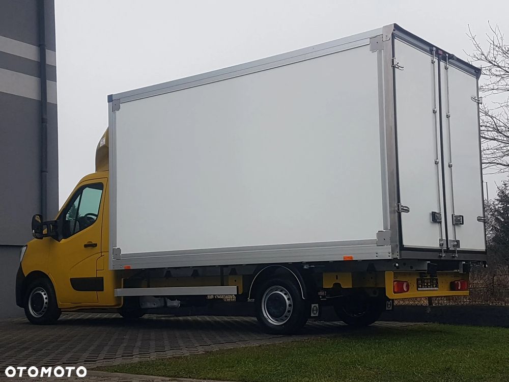 Renault MASTER KONTENER 8EP 4,22x2,23x2,23 KLIMA KRAJOWY MANUAL  6-BIEGÓW DMC 3500 KG - 28