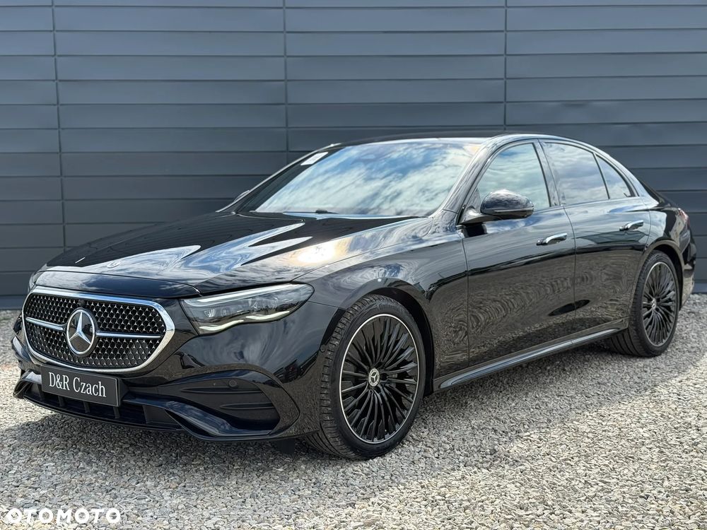 Mercedes-Benz Klasa E 200 mHEV 4-Matic AMG 9G-Tronic - 3