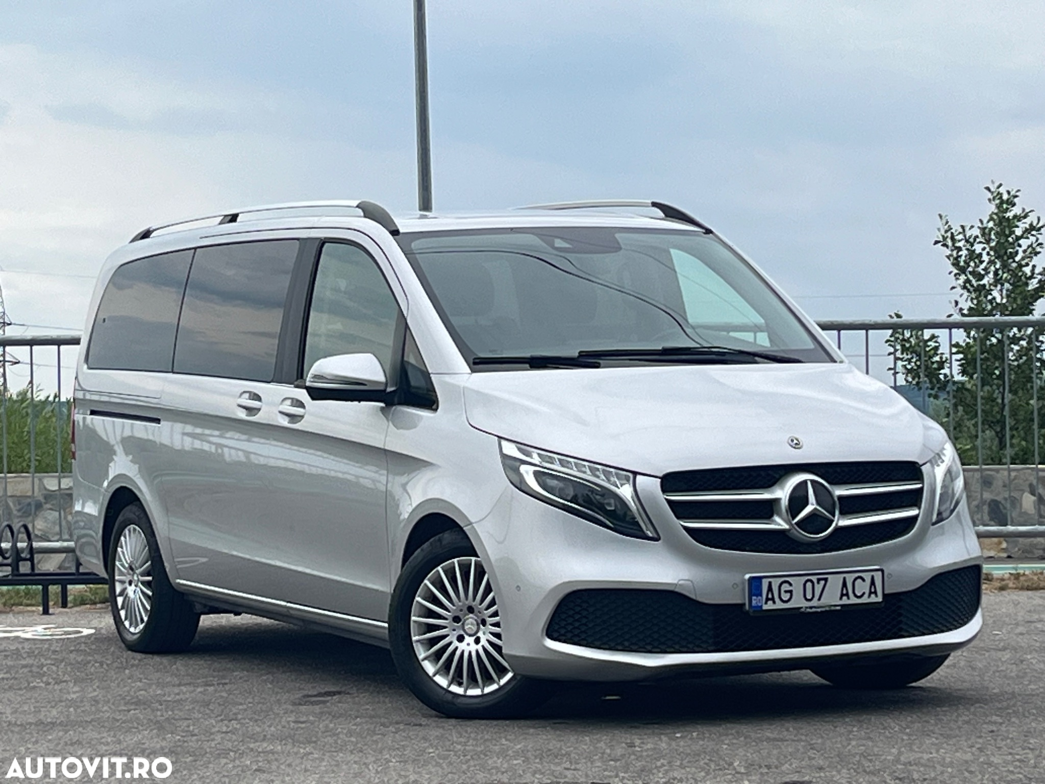Mercedes-Benz V 220 d Combi Lung 163 CP RWD 9AT Avantgarde - 13