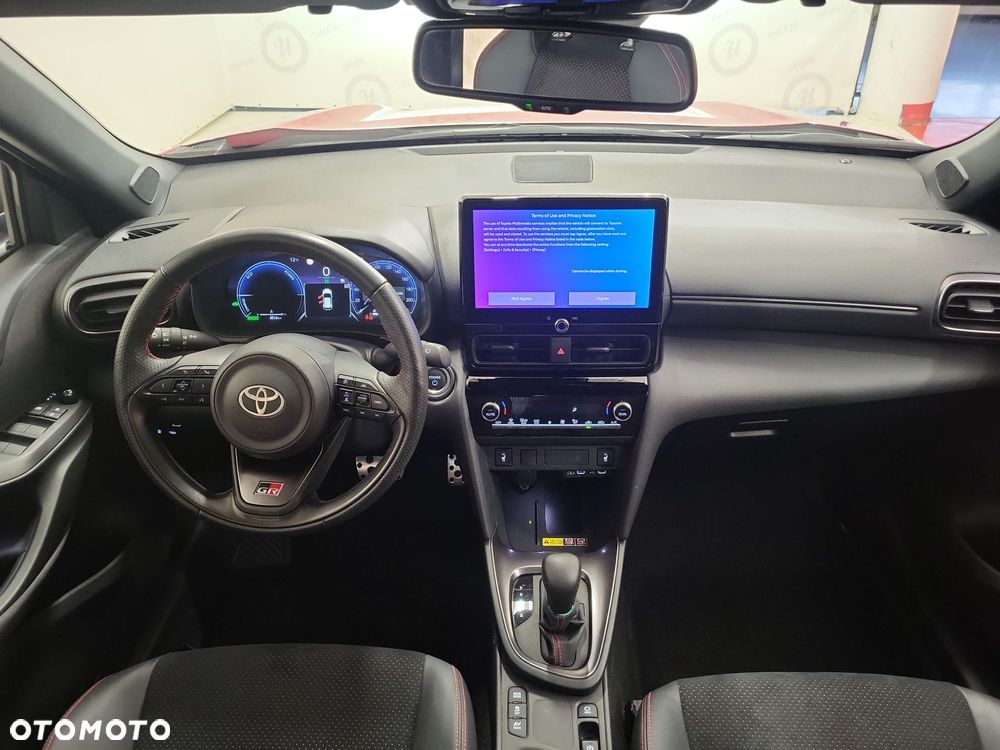 Toyota Yaris Cross Hybrid 1.5 GR Sport - 3