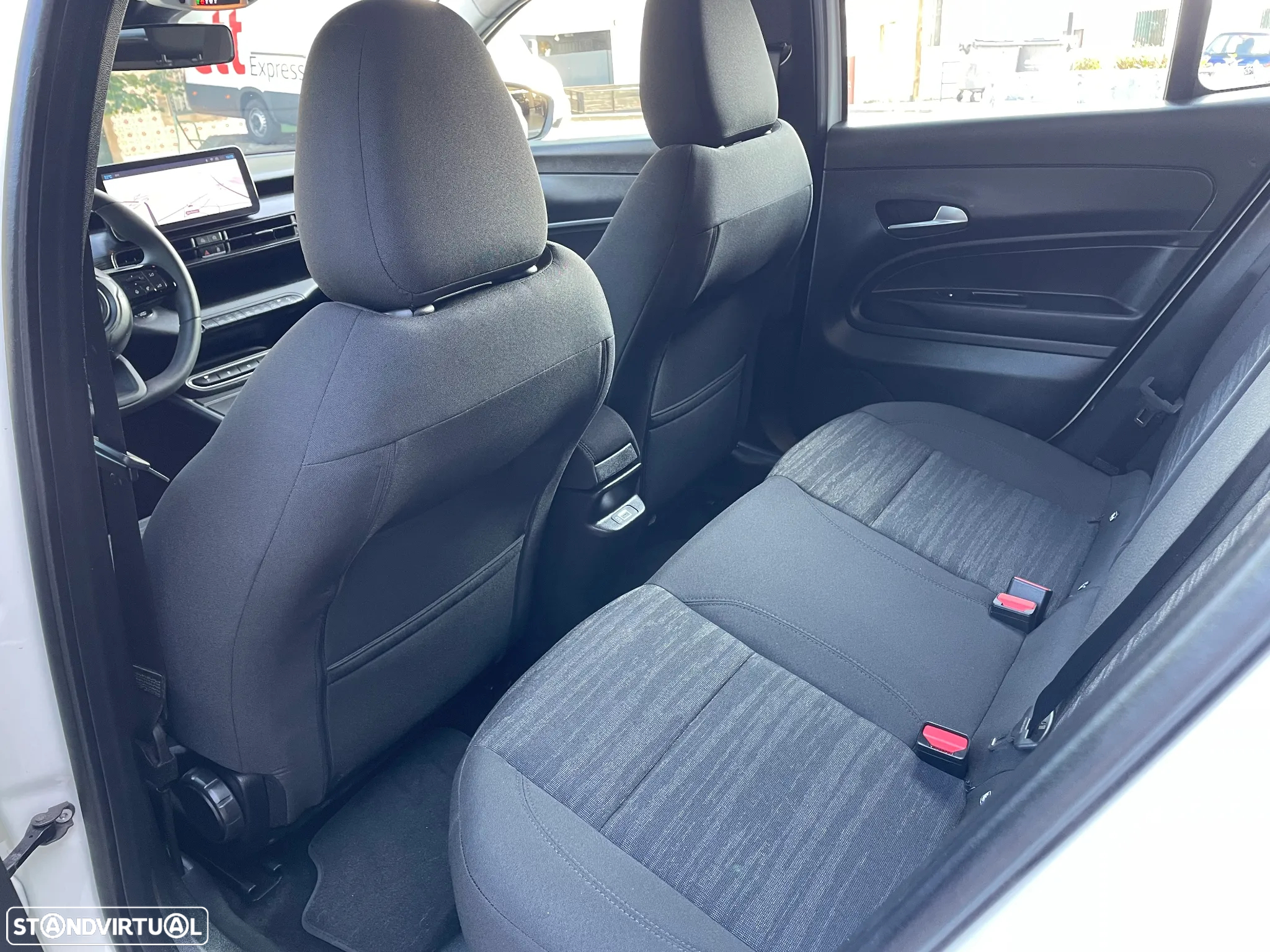 Jeep Avenger 54 kWh Longitude - 26