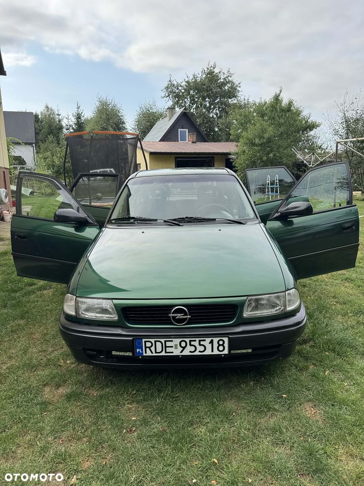 Opel Astra 1.6 - 20
