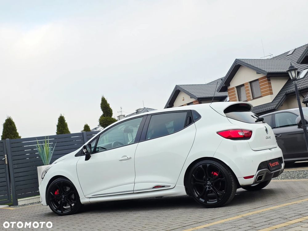 Renault Clio TCe 220 EDC R.S Trophy - 6
