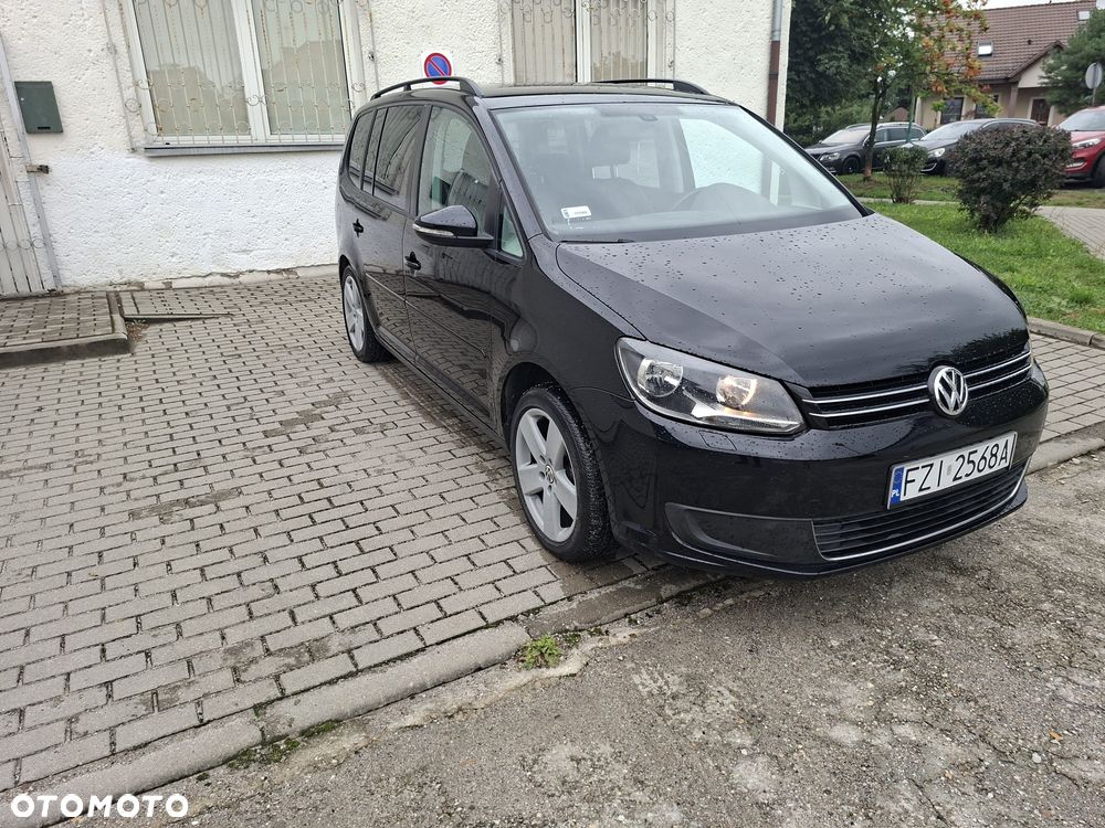 Volkswagen Touran - 3