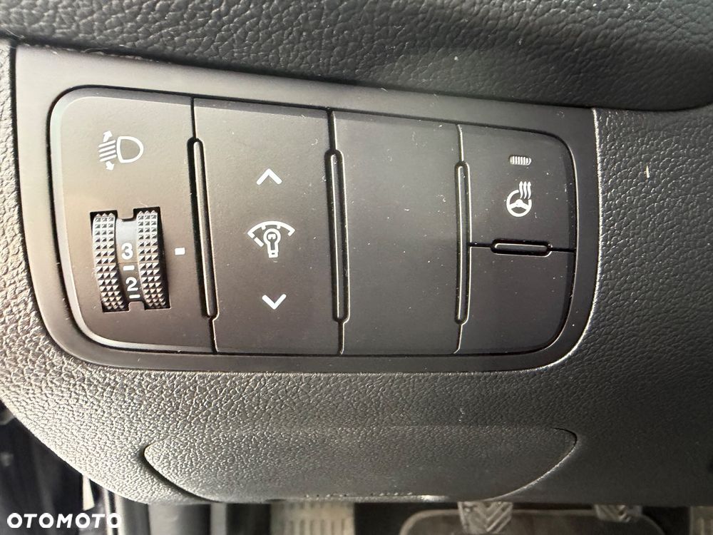 Kia Ceed 1.6 GDI Platinum Edition - 18