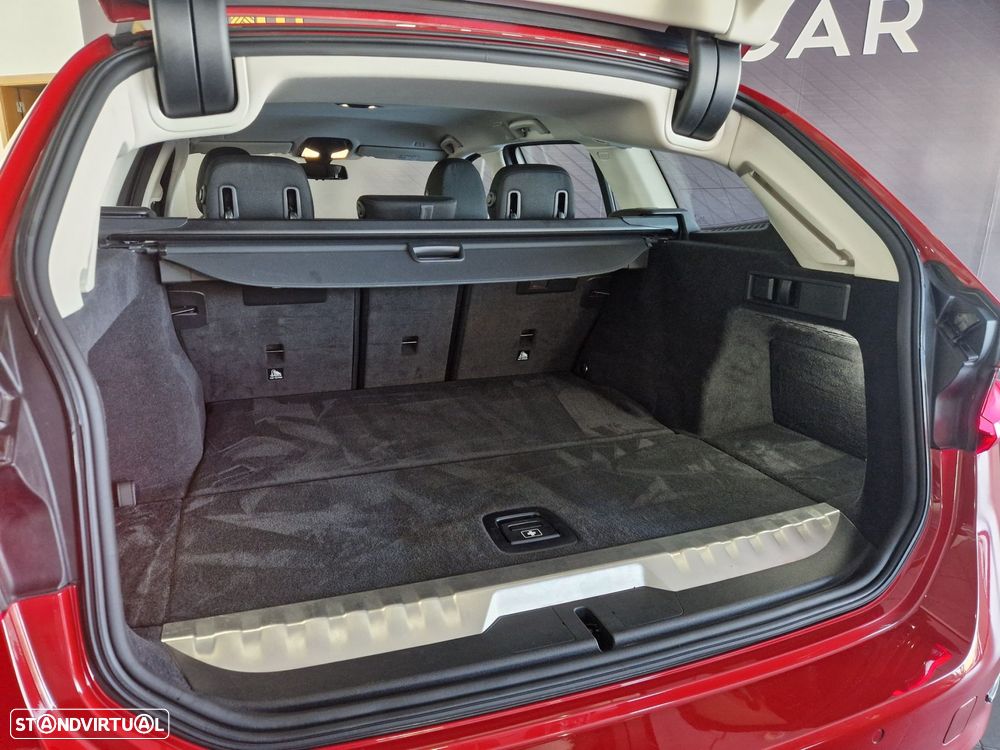 BMW 330 e Touring Auto - 25
