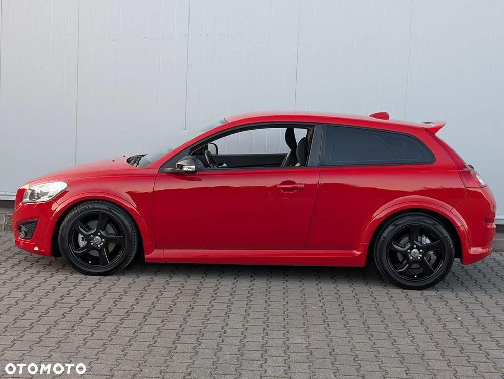 Volvo C30 D4 R-Design - 17