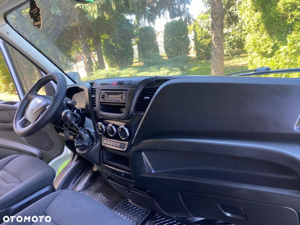 Iveco DAILY 3.0 MAX długi, salon Polska, bezwypadkowy - 22