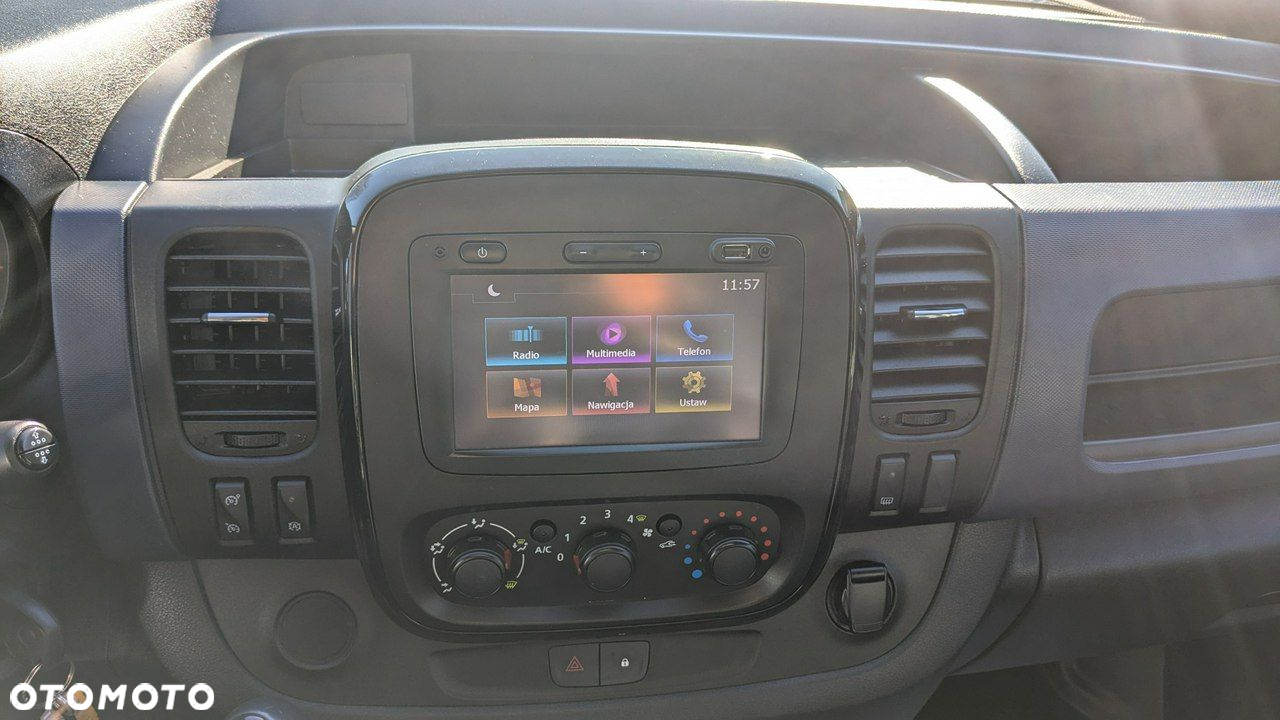 Opel Vivaro - 17