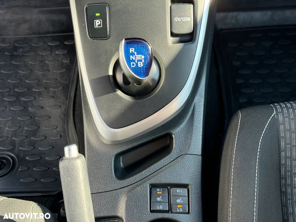 Toyota Auris 1.8 L VVT-i TS Hybrid Luna - 18