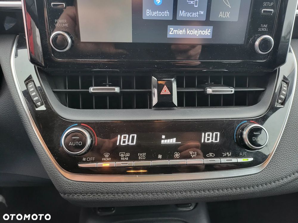 Toyota Corolla 1.6 Prestige - 16