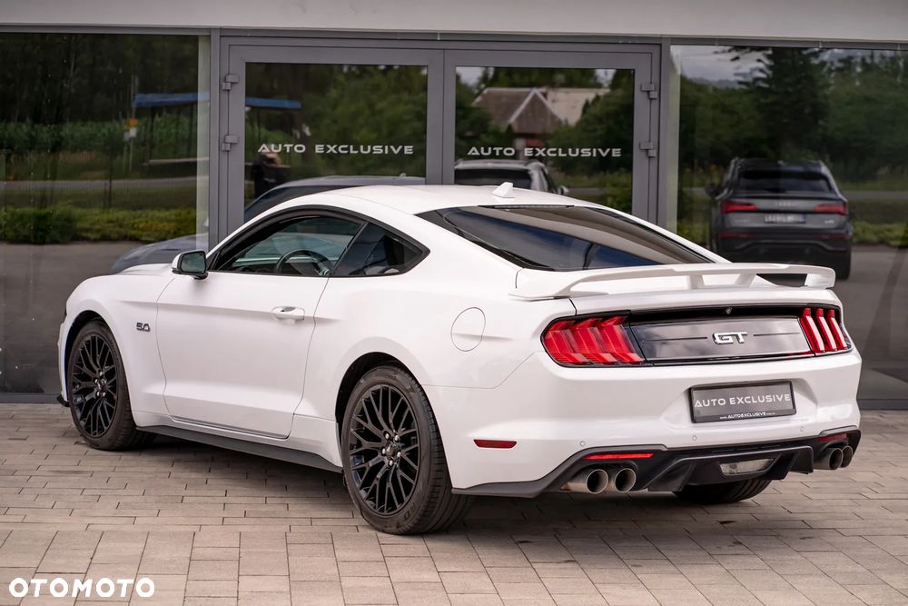Ford Mustang - 23
