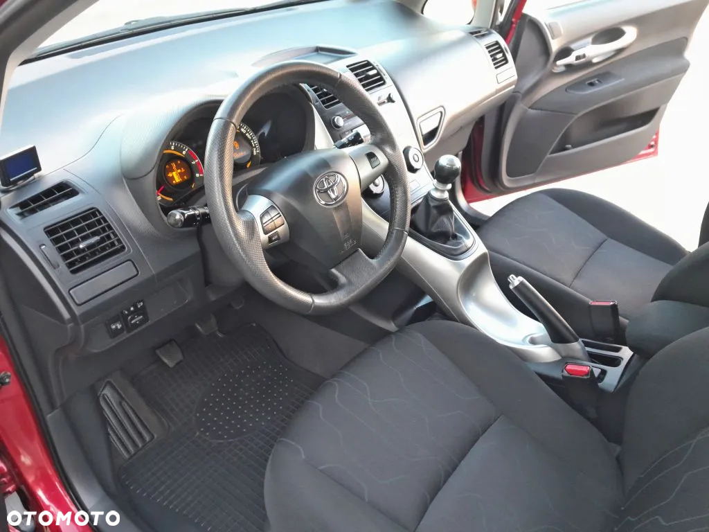 Toyota Auris 1.33 VVT-i Life Comfort - 7