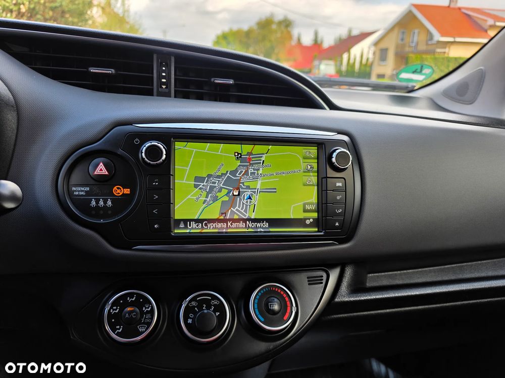 Toyota Yaris 1.33 VVT-i Executive - 6