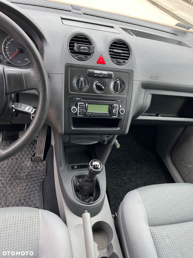 Volkswagen Caddy Life - 9