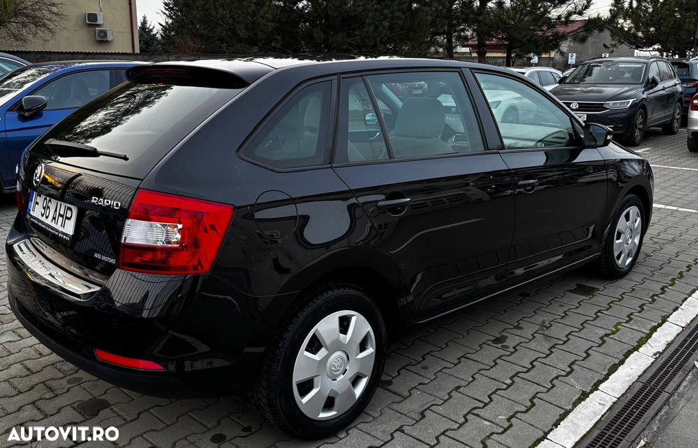 Skoda RAPID Spaceback 1.2 TSI Style - 1