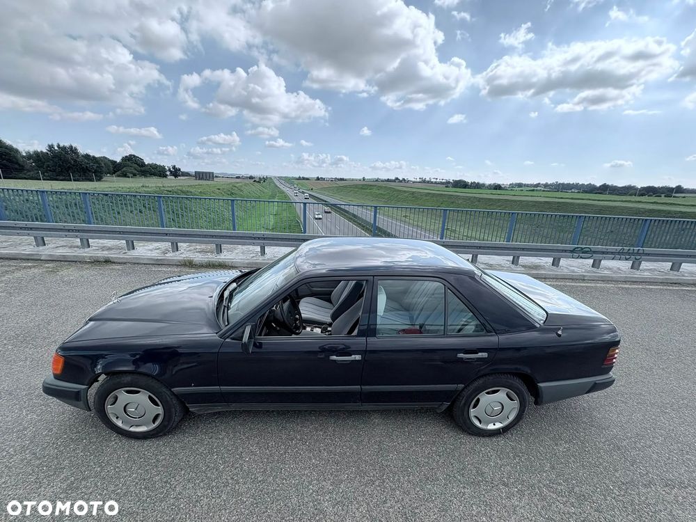 Mercedes-Benz W124 (1984-1993) - 15