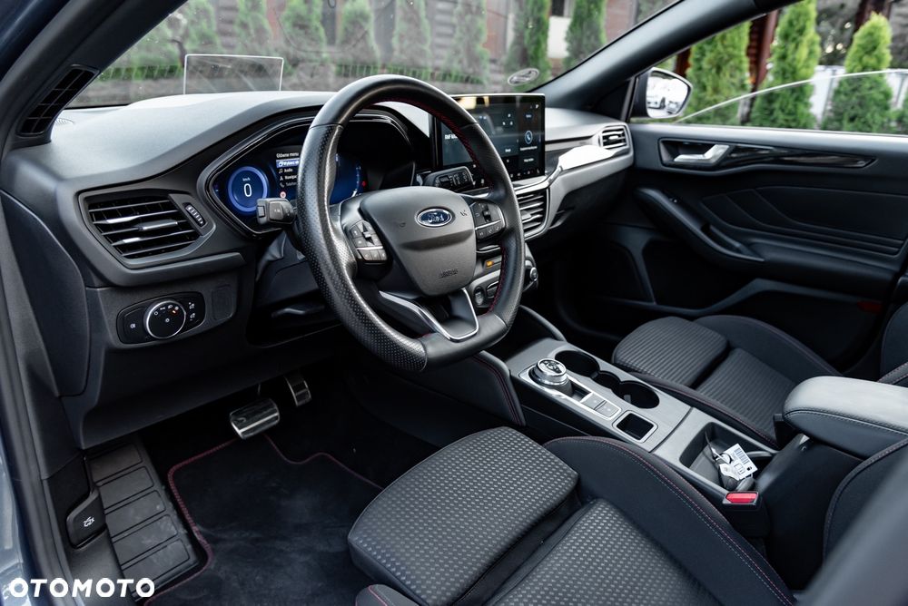 Ford Focus 1.5 EcoBlue Start-Stopp-System ST-LINE - 18