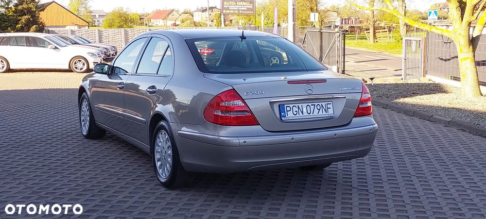 Mercedes-Benz Klasa E - 33