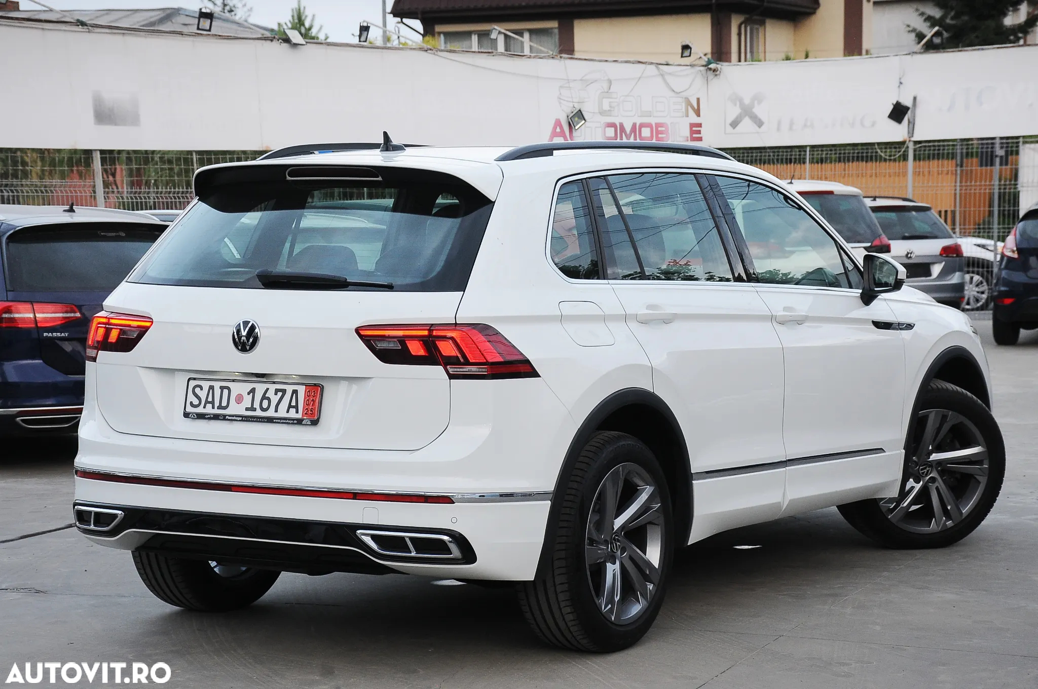 Volkswagen Tiguan 2.0 TDI SCR 4MOTION DSG R-Line - 3