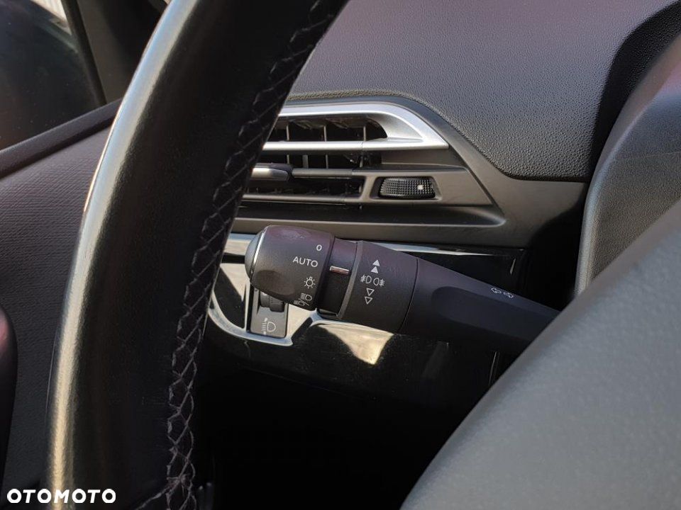 Citroën C4 SpaceTourer - 17