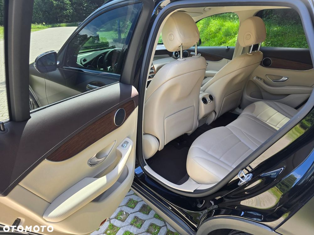 Mercedes-Benz GLC 200 d 4-Matic Business Edition - 9
