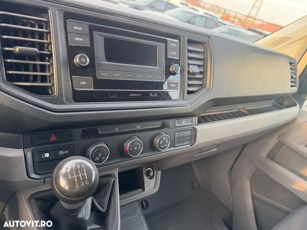 Volkswagen Crafter - 13