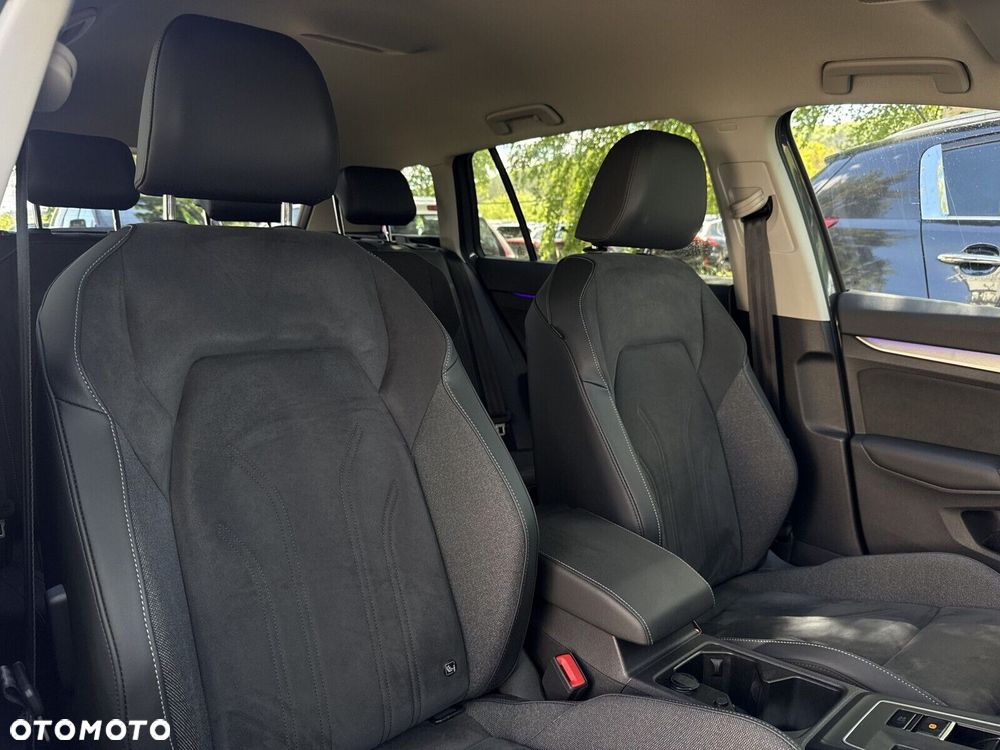Volkswagen Golf 1.5 eTSI mHEV Life DSG - 17