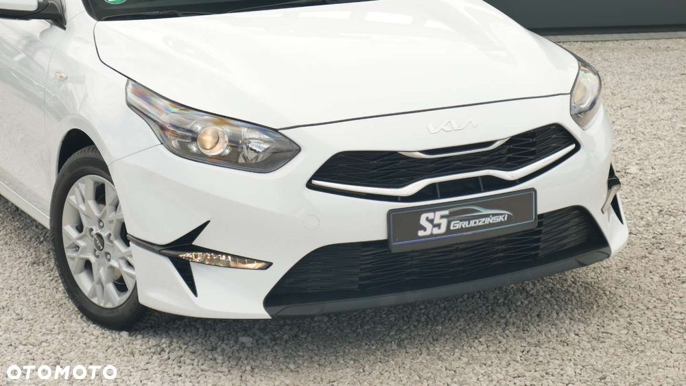 Kia Ceed - 21