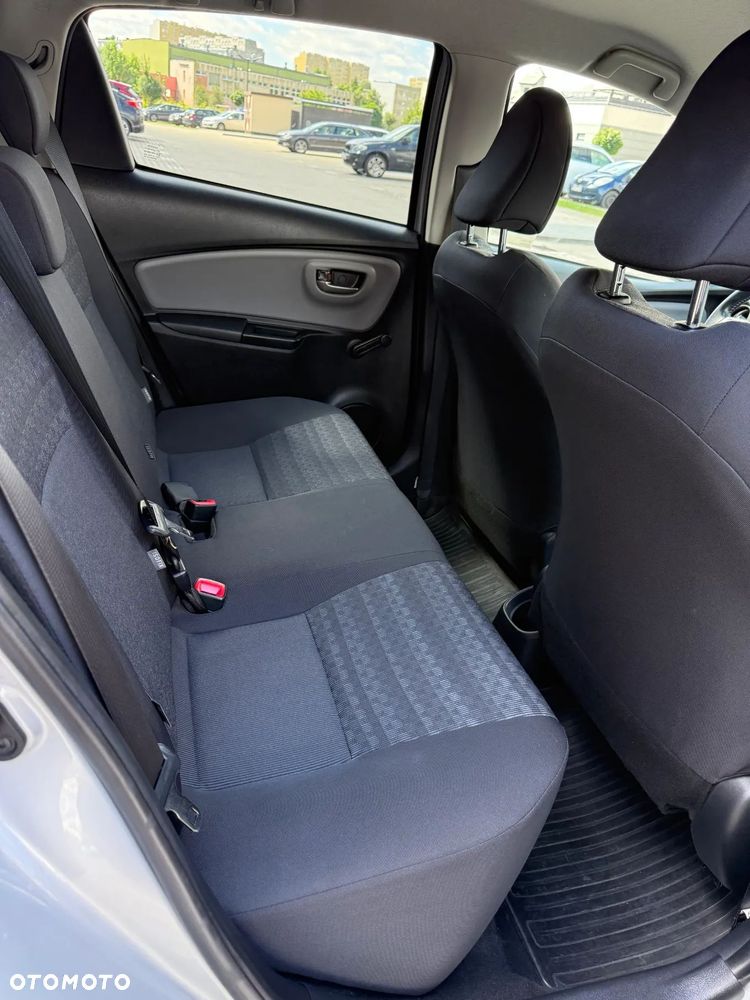 Toyota Yaris 1.33 Premium EU6 - 8