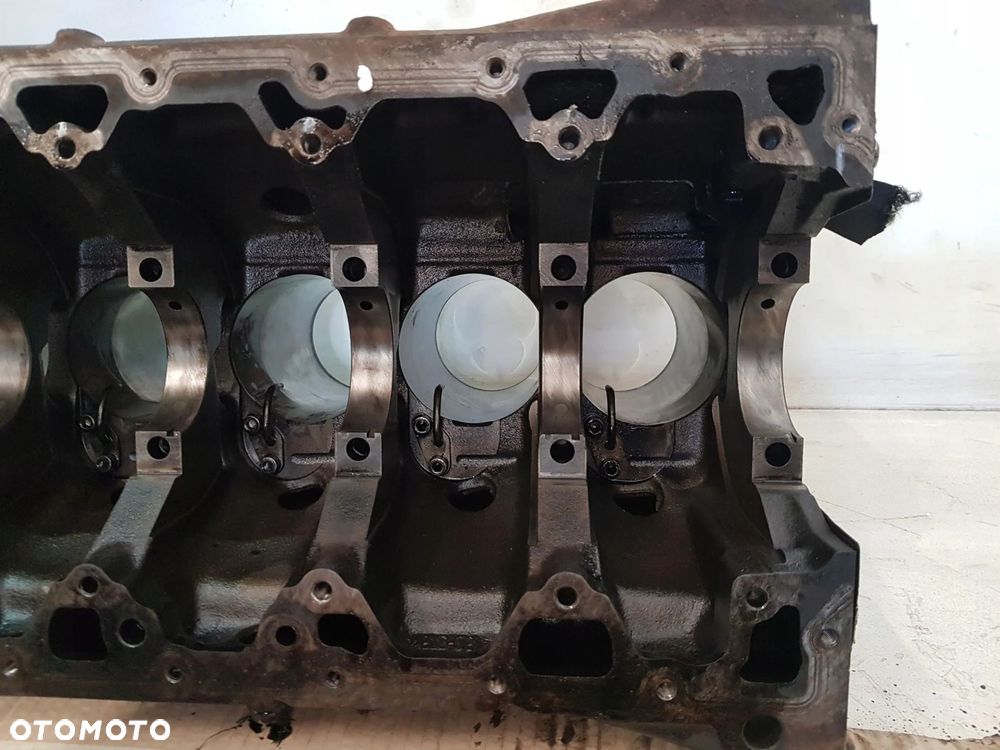 BLOK SILNIKA 256D1 BMW E39 2.5D M57D25 - 16
